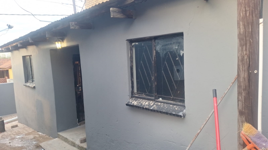 5 Bedroom Property for Sale in Ebony Park Gauteng