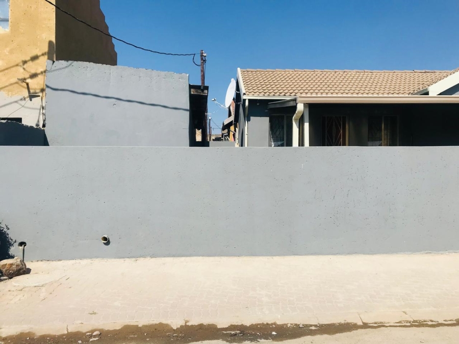 5 Bedroom Property for Sale in Ebony Park Gauteng