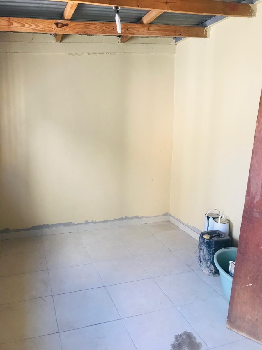 5 Bedroom Property for Sale in Ebony Park Gauteng