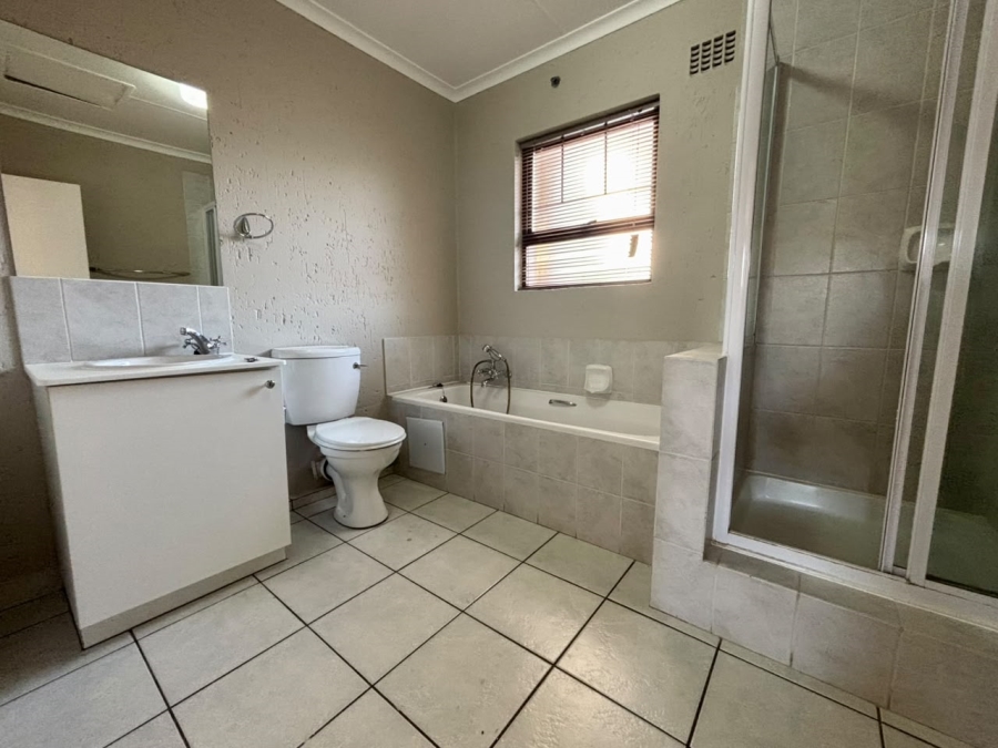 To Let 1 Bedroom Property for Rent in Ferndale Gauteng
