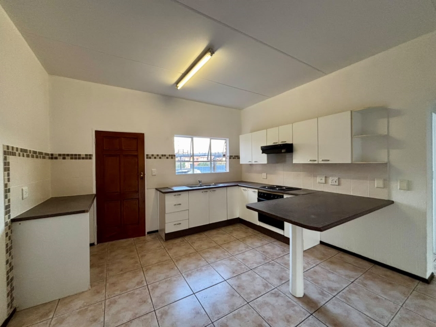 2 Bedroom Property for Sale in Weltevreden Park Gauteng