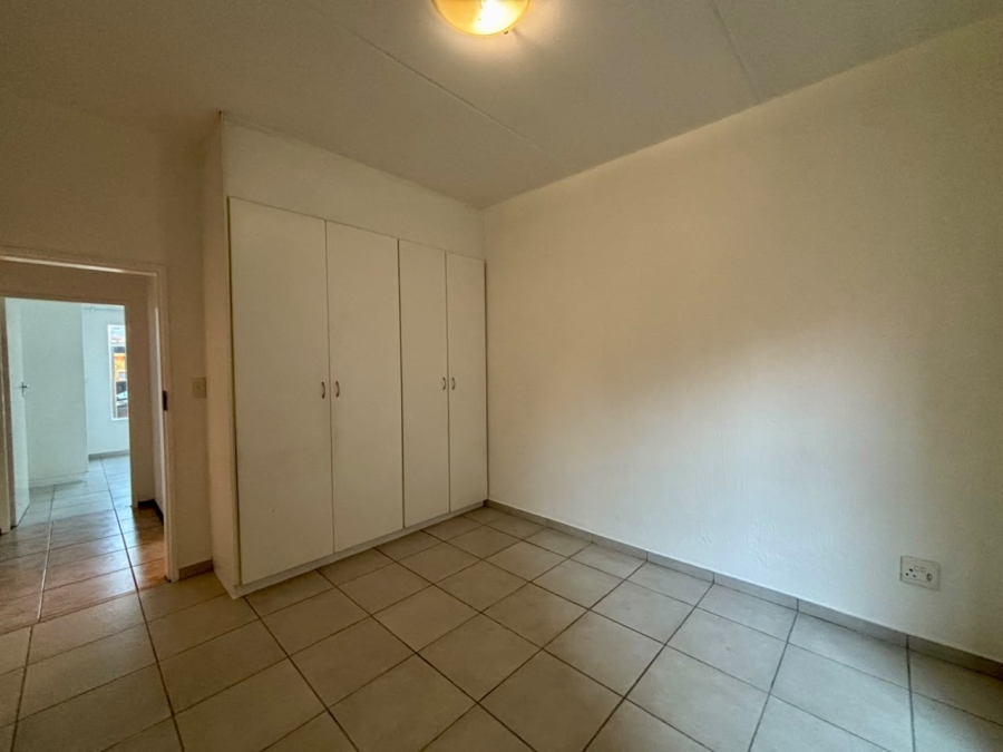 2 Bedroom Property for Sale in Weltevreden Park Gauteng