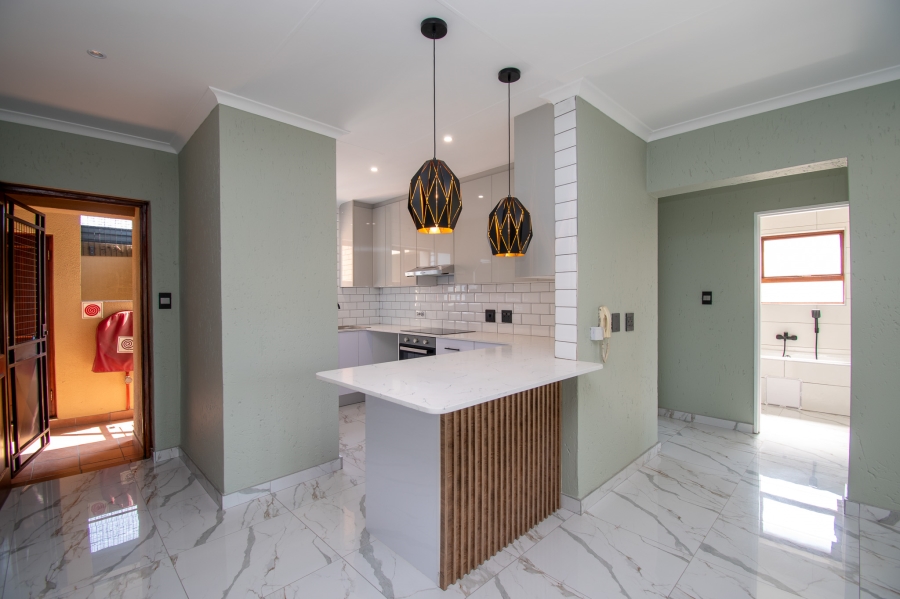 2 Bedroom Property for Sale in Ferndale Gauteng