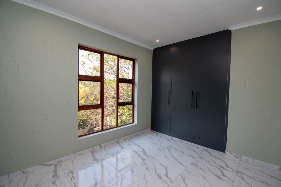 2 Bedroom Property for Sale in Ferndale Gauteng