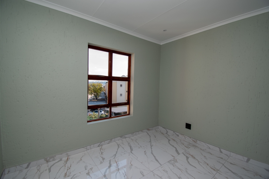 2 Bedroom Property for Sale in Ferndale Gauteng