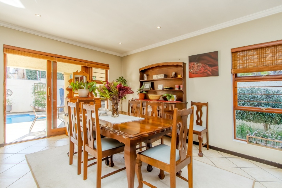 To Let 3 Bedroom Property for Rent in Douglasdale Gauteng