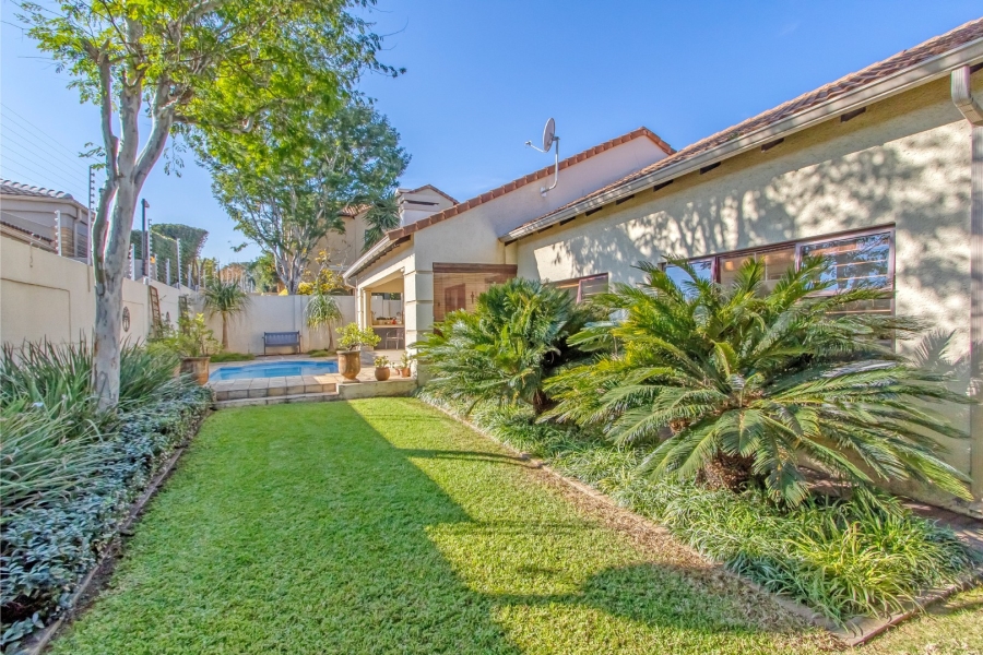 To Let 3 Bedroom Property for Rent in Douglasdale Gauteng