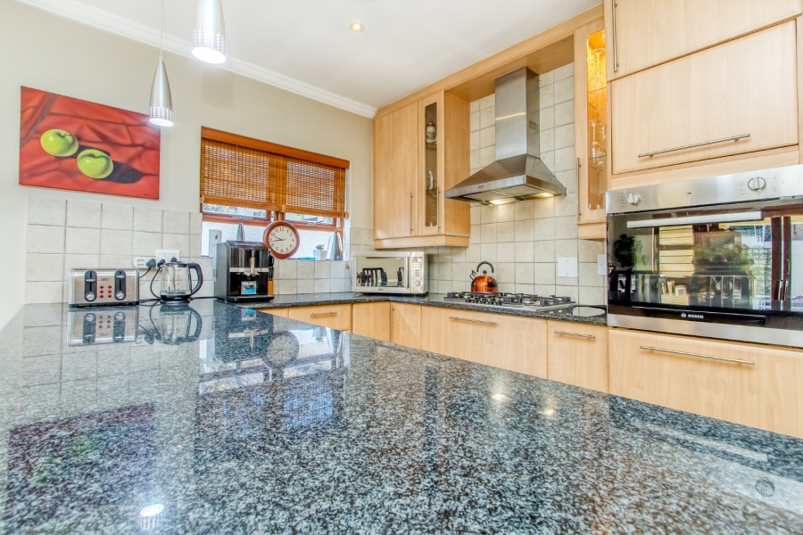 To Let 3 Bedroom Property for Rent in Douglasdale Gauteng