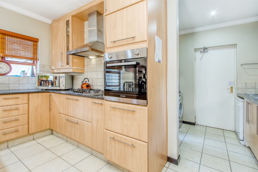To Let 3 Bedroom Property for Rent in Douglasdale Gauteng