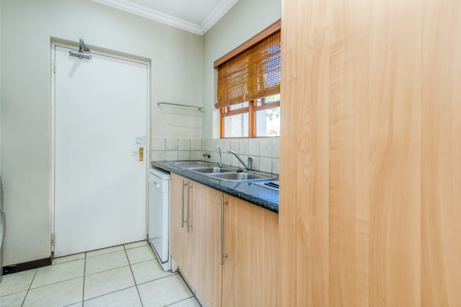 To Let 3 Bedroom Property for Rent in Douglasdale Gauteng