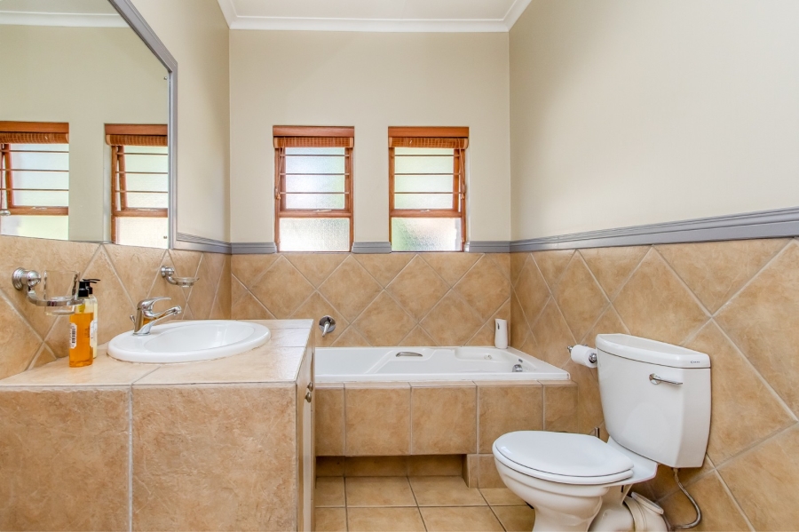 To Let 3 Bedroom Property for Rent in Douglasdale Gauteng