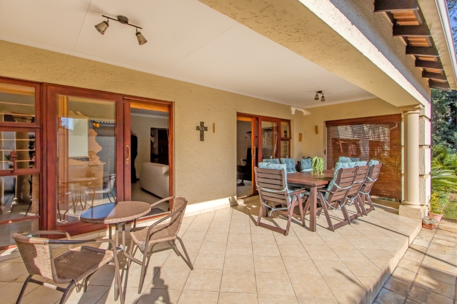 To Let 3 Bedroom Property for Rent in Douglasdale Gauteng