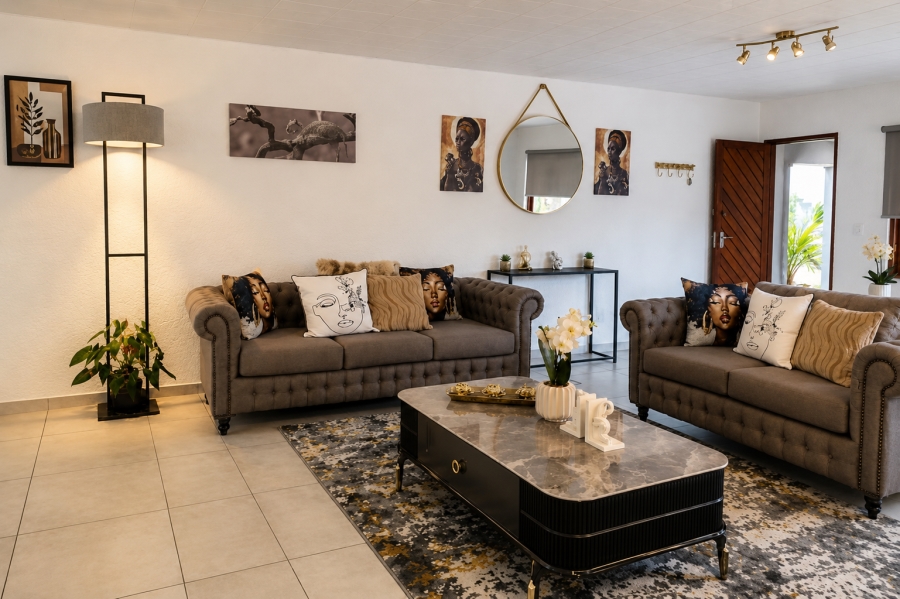 To Let 2 Bedroom Property for Rent in Sandown Gauteng