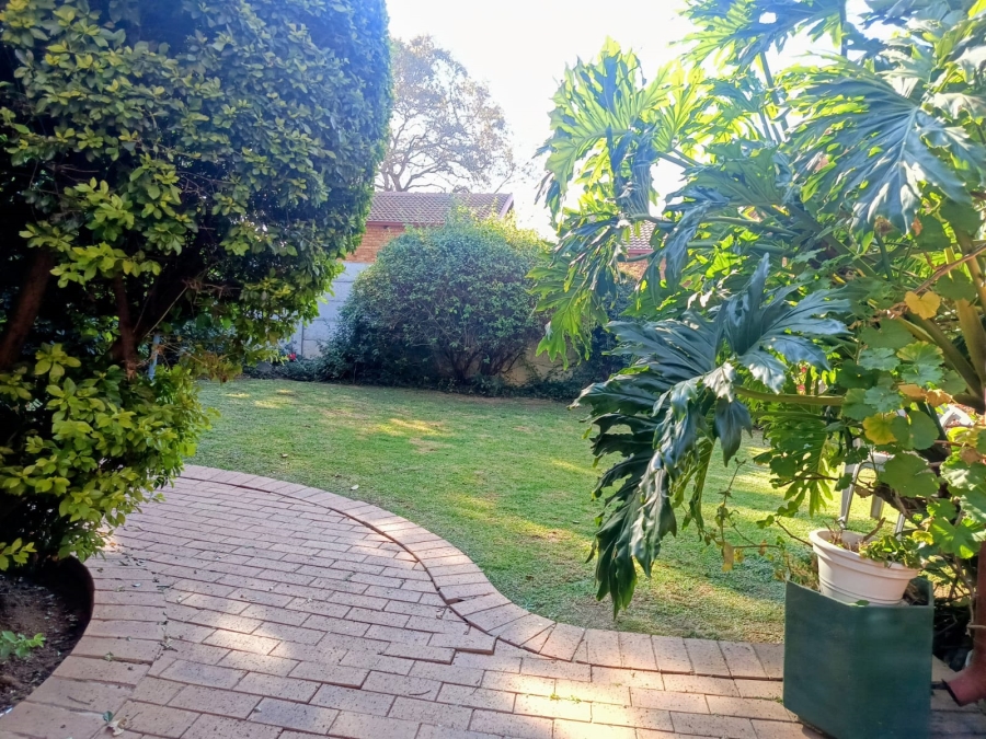 3 Bedroom Property for Sale in Wilgeheuwel Gauteng