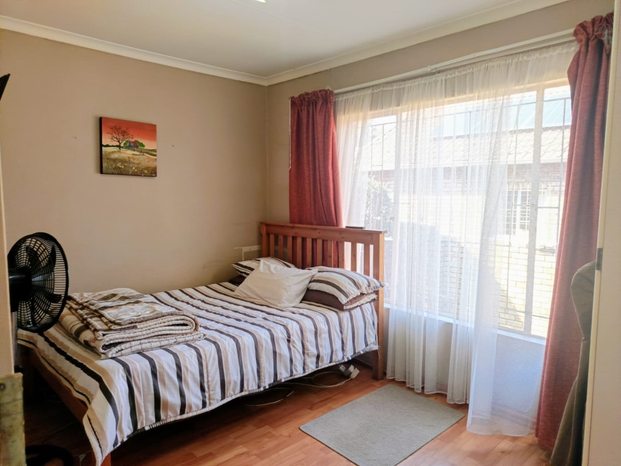 3 Bedroom Property for Sale in Wilgeheuwel Gauteng