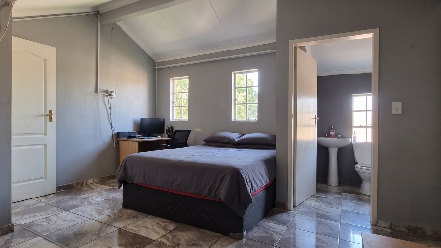 3 Bedroom Property for Sale in Illiondale Gauteng