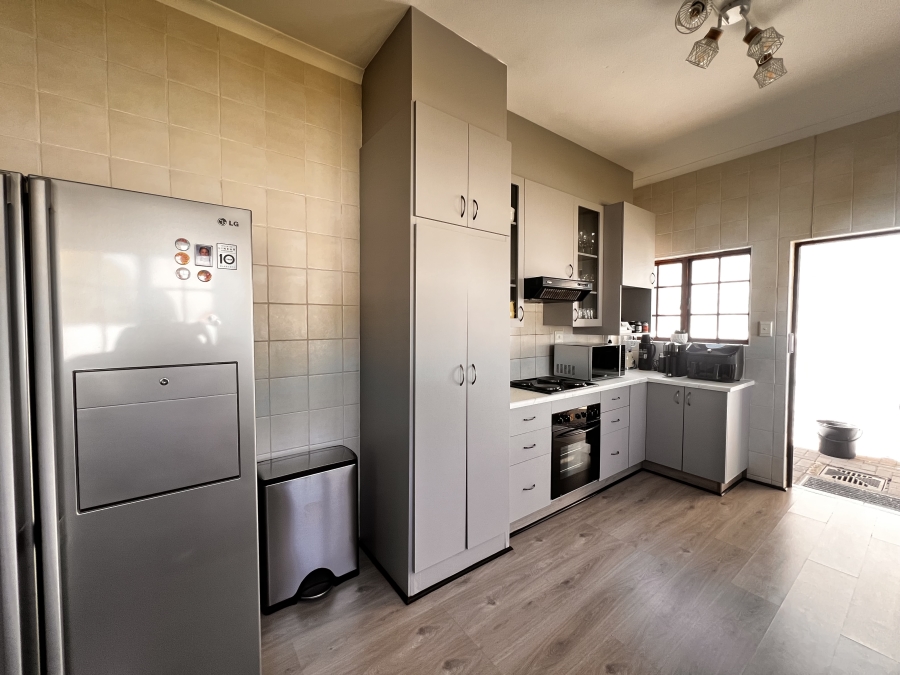 To Let 3 Bedroom Property for Rent in Kyalami Gauteng