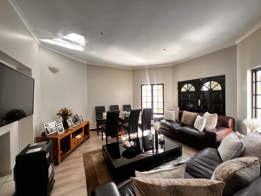 To Let 3 Bedroom Property for Rent in Kyalami Gauteng