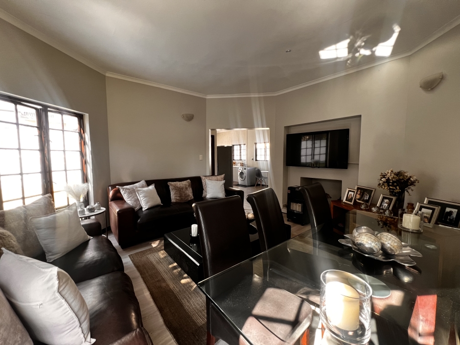 To Let 3 Bedroom Property for Rent in Kyalami Gauteng