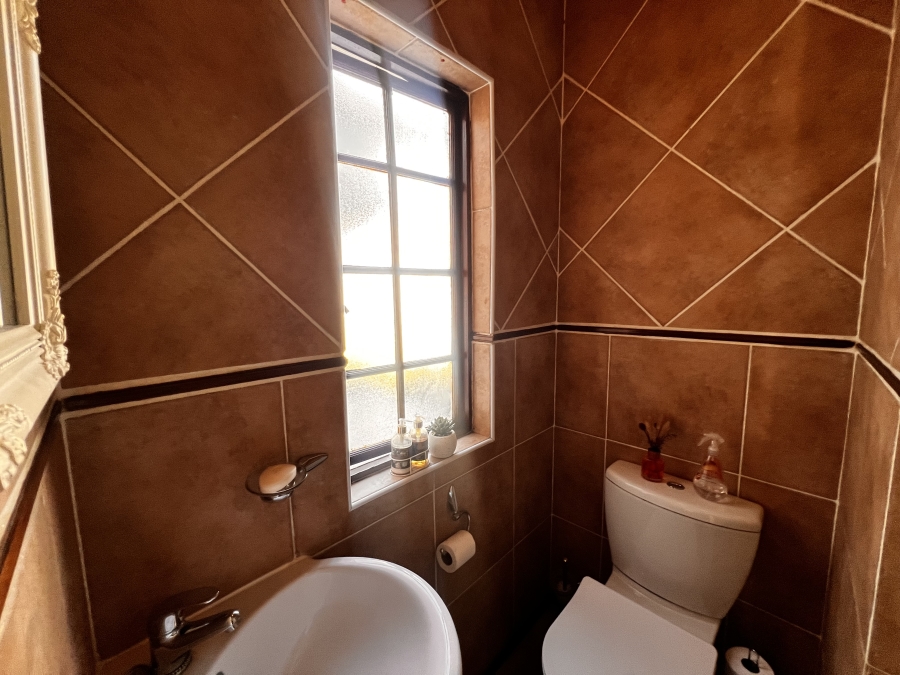 To Let 3 Bedroom Property for Rent in Kyalami Gauteng