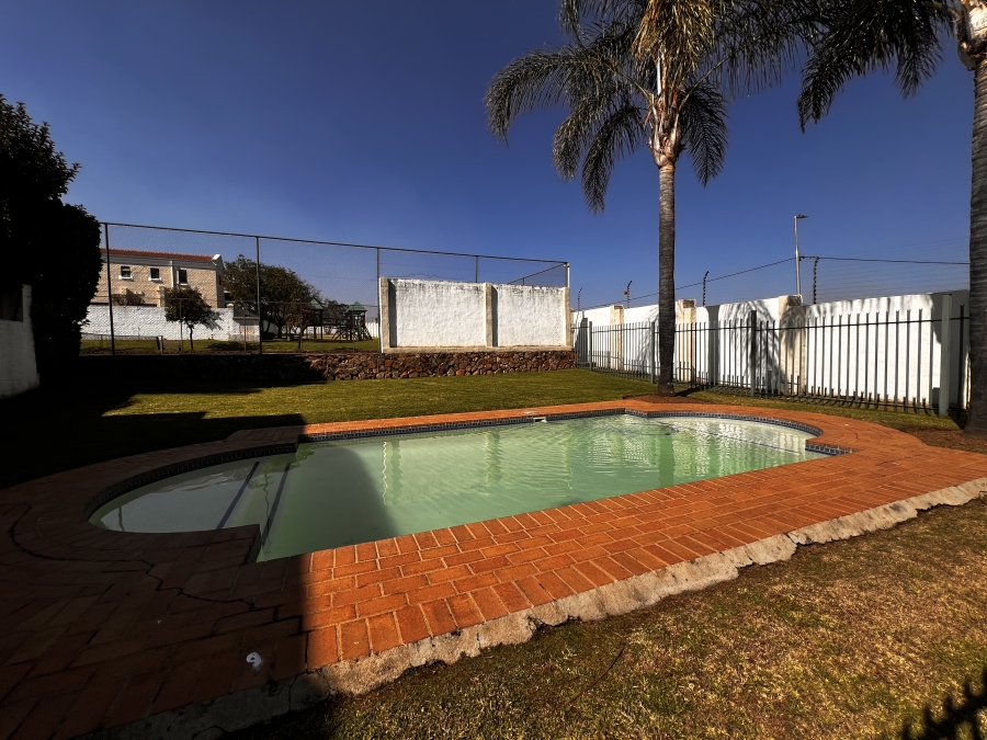 To Let 3 Bedroom Property for Rent in Kyalami Gauteng