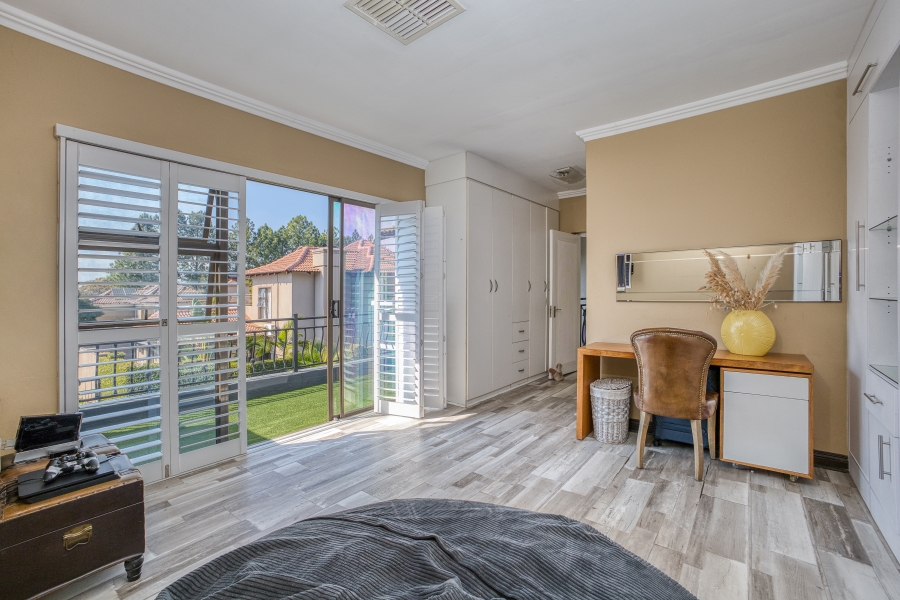 4 Bedroom Property for Sale in Beverley Gauteng