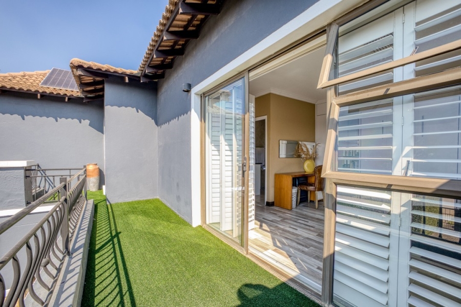4 Bedroom Property for Sale in Beverley Gauteng