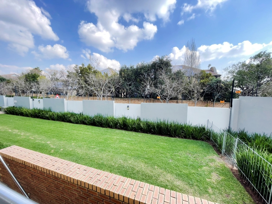 2 Bedroom Property for Sale in Bryanston Gauteng