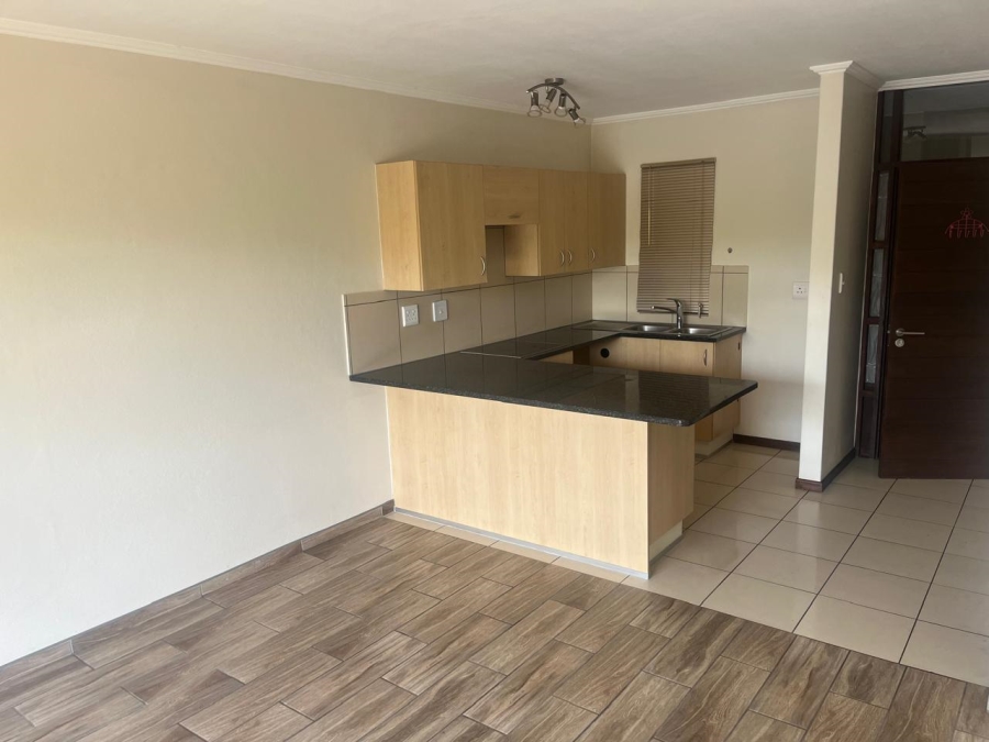 To Let 1 Bedroom Property for Rent in Jackal Creek Golf Estate Gauteng