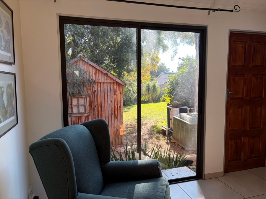 To Let 1 Bedroom Property for Rent in Linden Gauteng