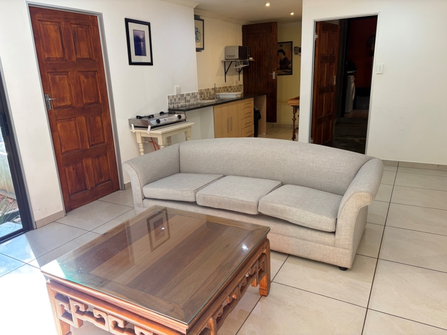 To Let 1 Bedroom Property for Rent in Linden Gauteng