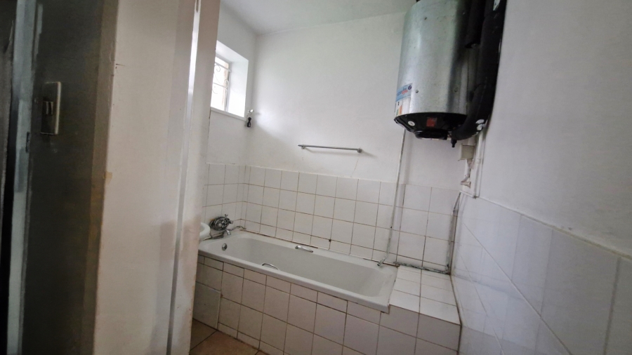 1 Bedroom Property for Sale in Gresswold Gauteng