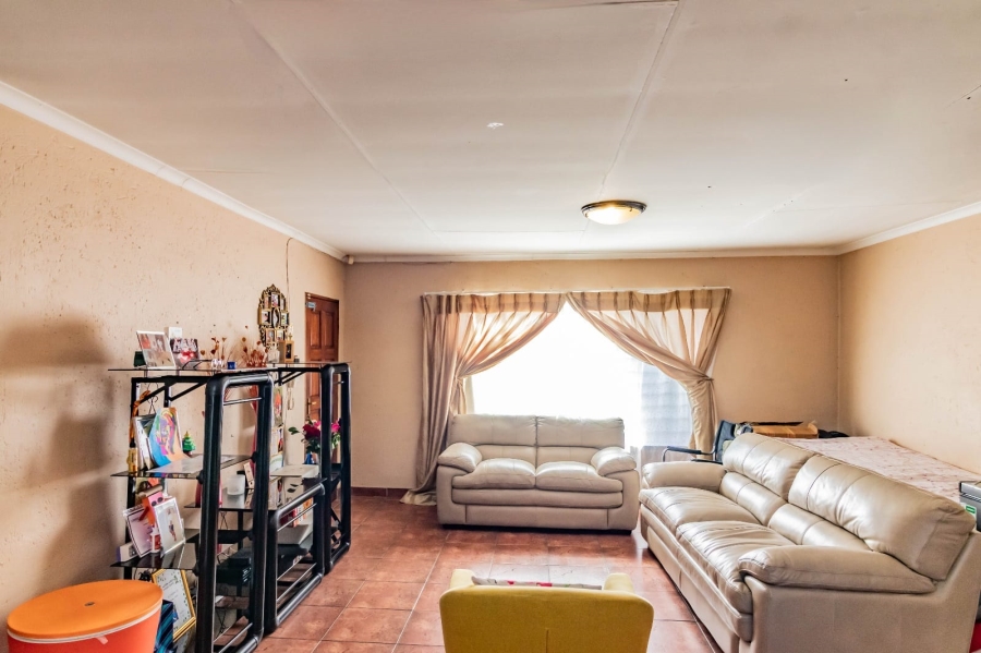 3 Bedroom Property for Sale in Birchleigh North Gauteng