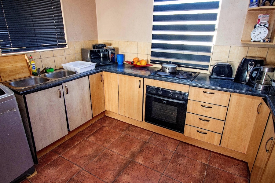 3 Bedroom Property for Sale in Birchleigh North Gauteng