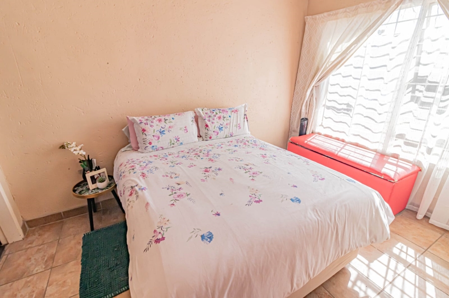 3 Bedroom Property for Sale in Birchleigh North Gauteng