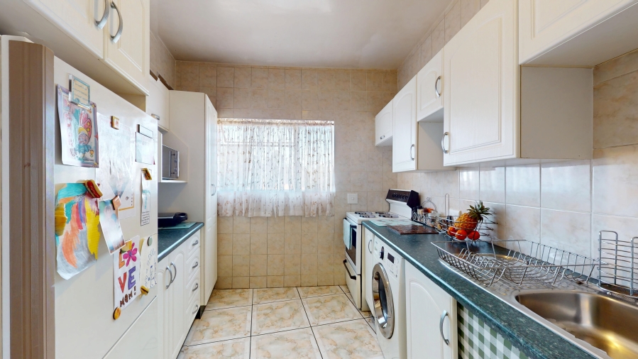 2 Bedroom Property for Sale in Cason Gauteng