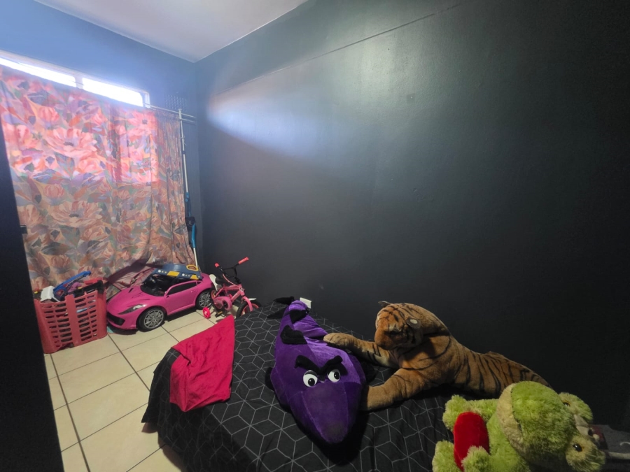 To Let 2 Bedroom Property for Rent in Marlands Gauteng