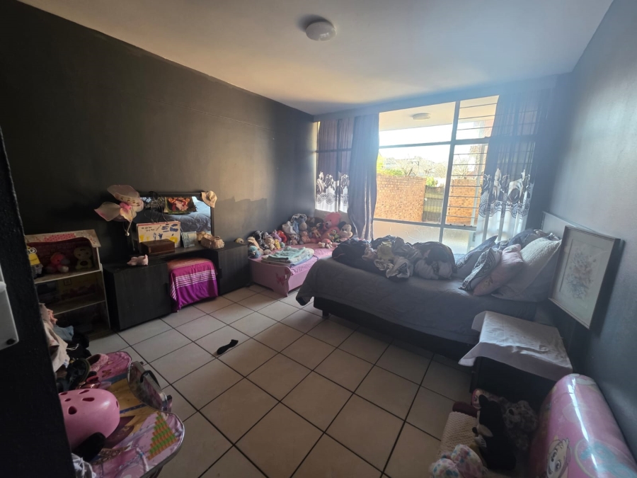 To Let 2 Bedroom Property for Rent in Marlands Gauteng