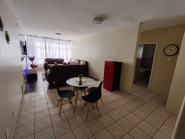 To Let 2 Bedroom Property for Rent in Gezina Gauteng