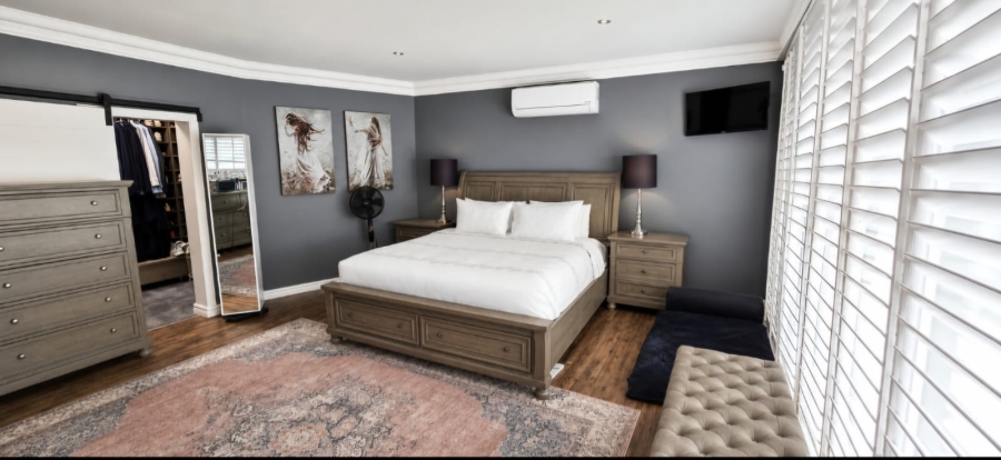 5 Bedroom Property for Sale in Waterkloof Ridge Gauteng