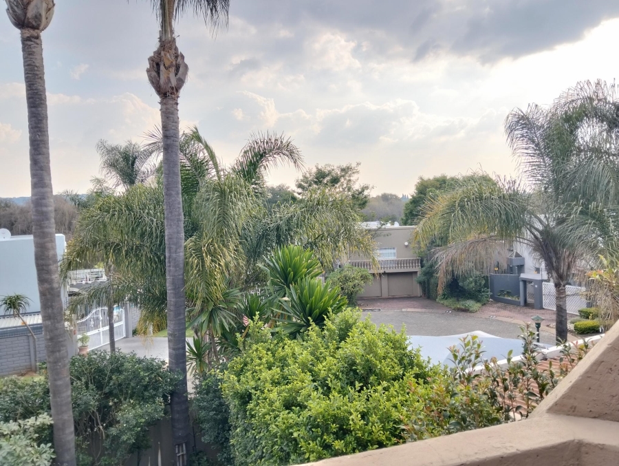 4 Bedroom Property for Sale in Garsfontein Gauteng