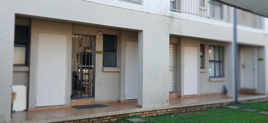 2 Bedroom Property for Sale in Lakefield Gauteng