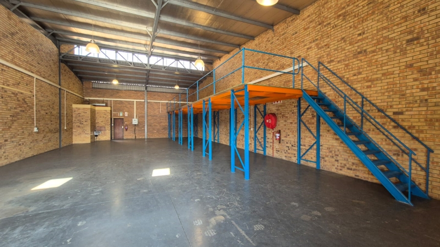 To Let Commercial Property for Rent in N4 Gateway Industrial Park Gauteng