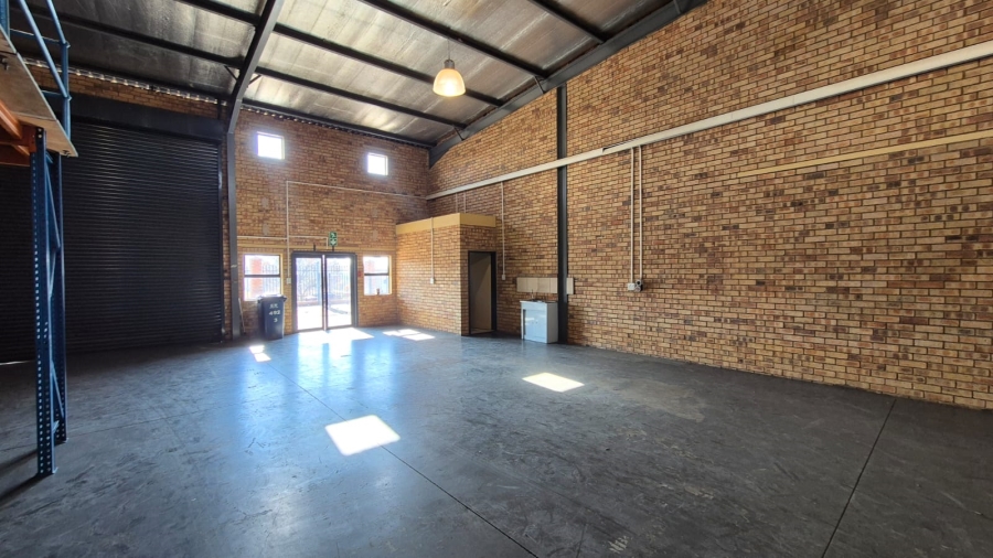 To Let Commercial Property for Rent in N4 Gateway Industrial Park Gauteng
