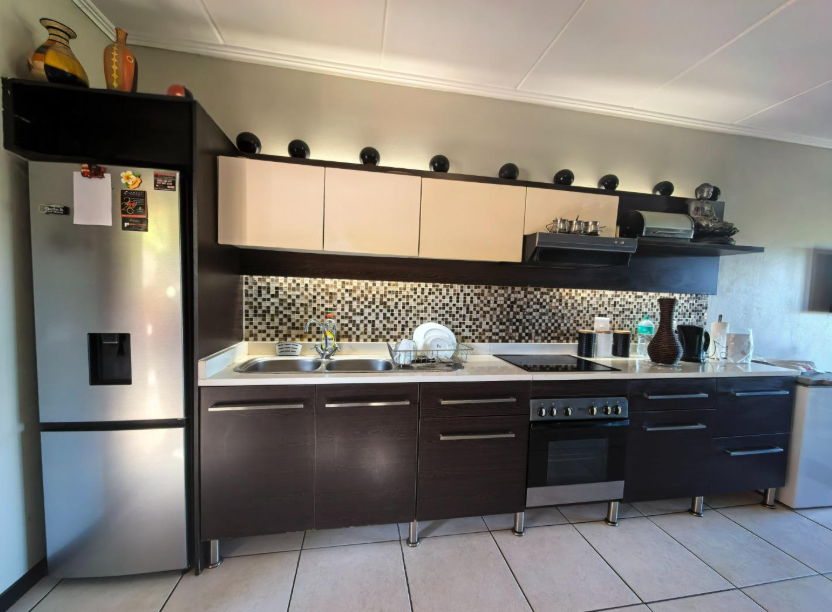 2 Bedroom Property for Sale in Glenvista Gauteng