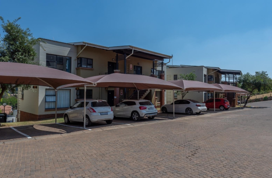 2 Bedroom Property for Sale in Glenvista Gauteng