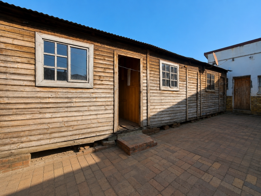 5 Bedroom Property for Sale in Peacehaven Gauteng