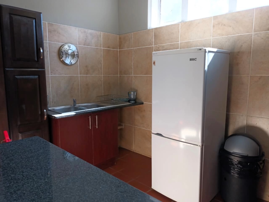 To Let 2 Bedroom Property for Rent in Zwartkop Gauteng