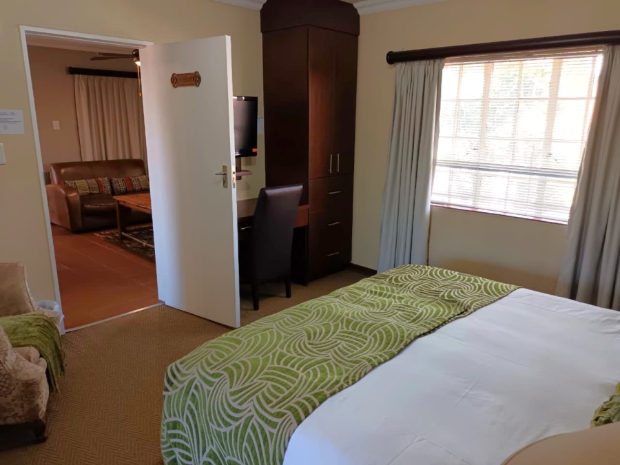 To Let 2 Bedroom Property for Rent in Zwartkop Gauteng