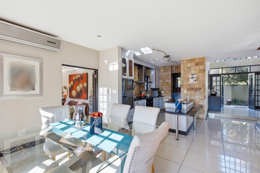 4 Bedroom Property for Sale in Lonehill Gauteng